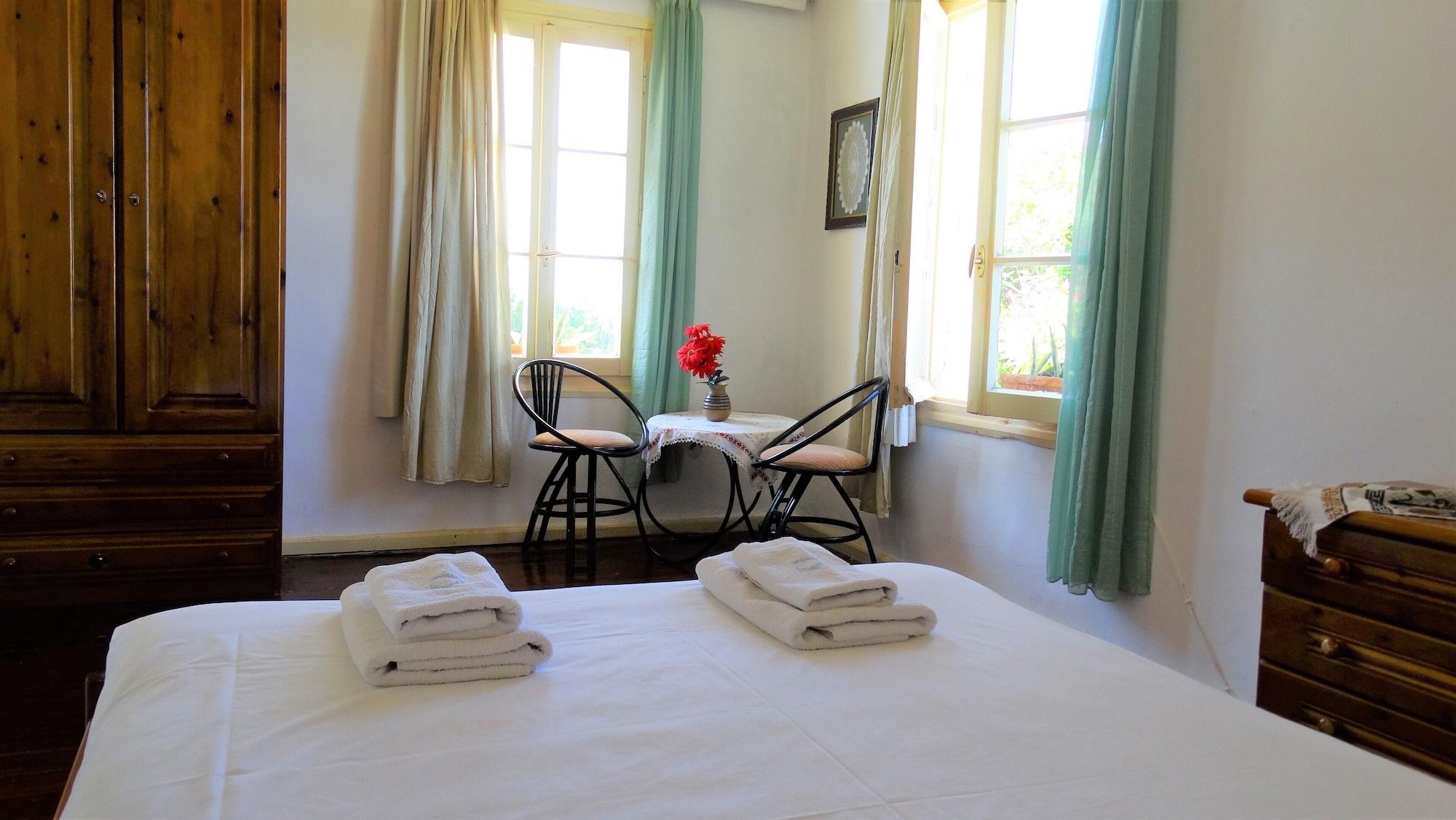 Orestis Hotel Sea View Apartments 斯塔罗斯 外观 照片