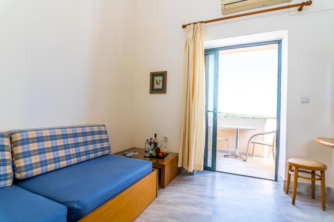 Orestis Hotel Sea View Apartments 斯塔罗斯 外观 照片